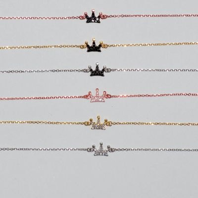 B013 Crown