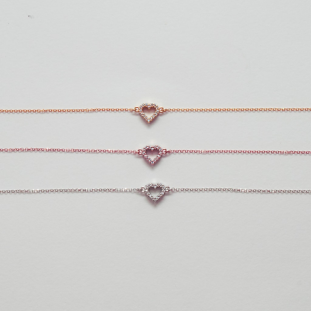 B066 Heart Bracelet Double Faced