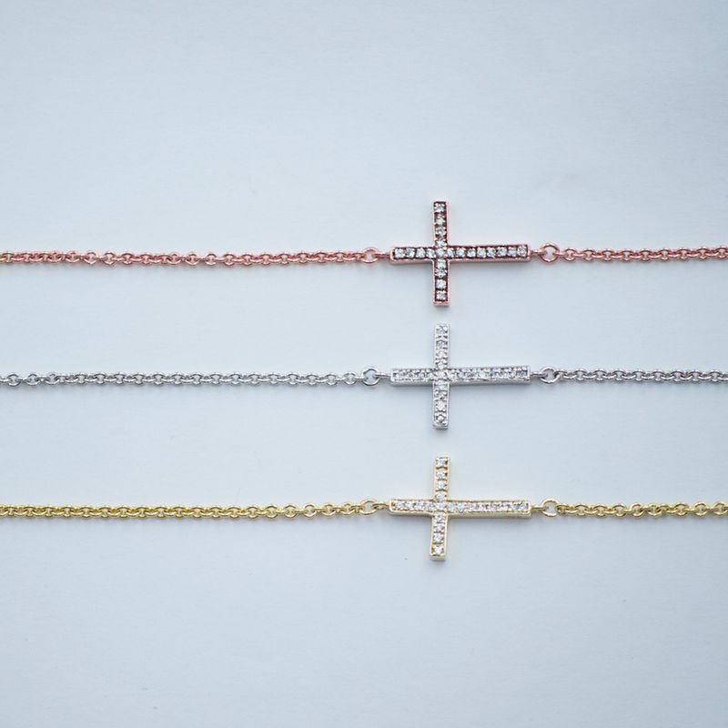 B079 Cross Bracelet