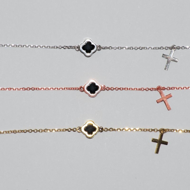 B133 Double Face Cross Design Bracelet Size 1